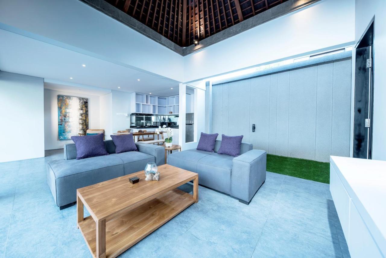 Villa DeDayuh Seminyak Luaran gambar