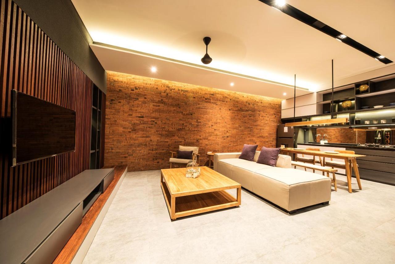 Villa DeDayuh Seminyak Luaran gambar