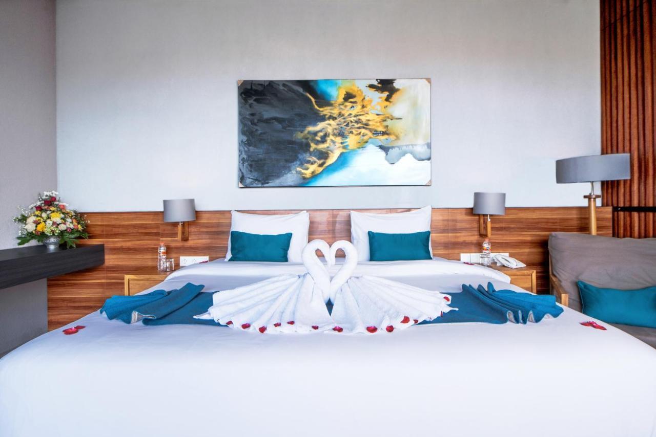 Villa DeDayuh Seminyak Luaran gambar