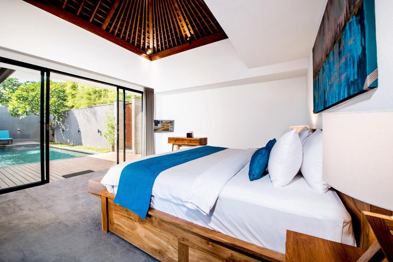 Villa DeDayuh Seminyak Luaran gambar