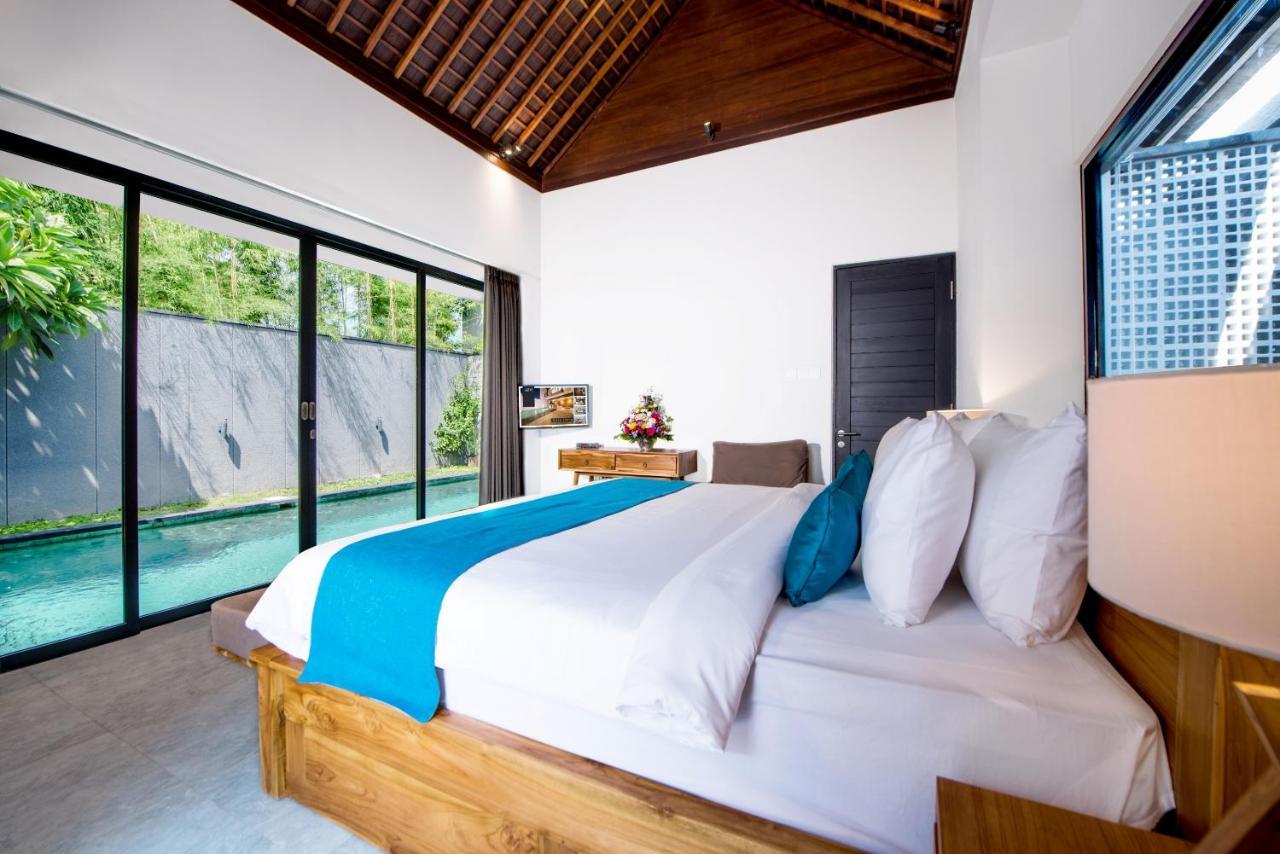 Villa DeDayuh Seminyak Luaran gambar