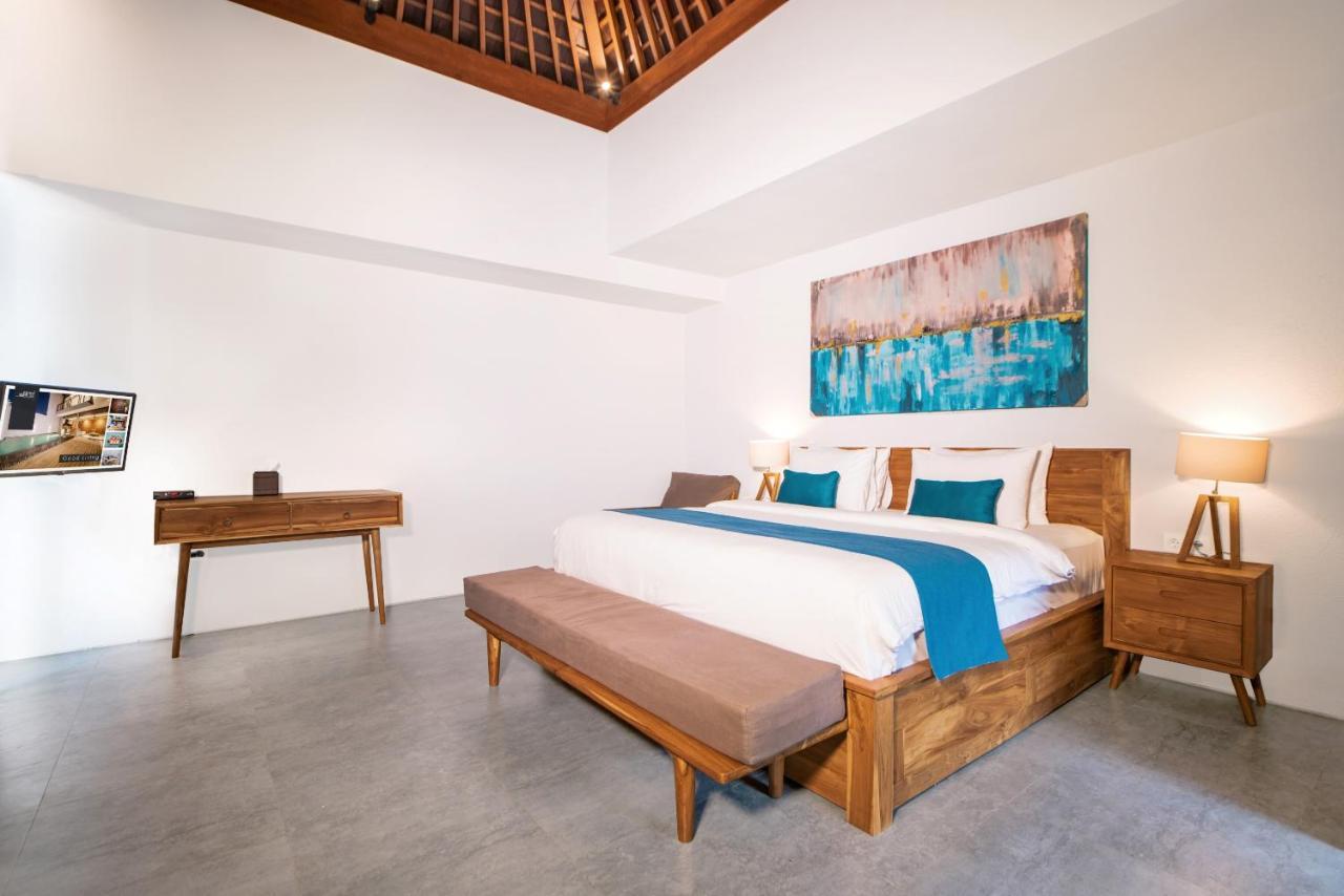Villa DeDayuh Seminyak Luaran gambar